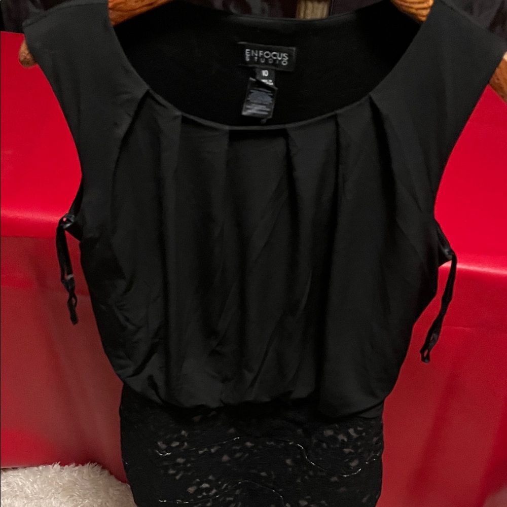 Enfocus Studio Black Sleeveless Blouse